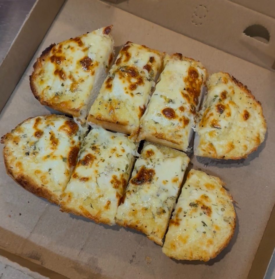 Cheesy Garlic Bread